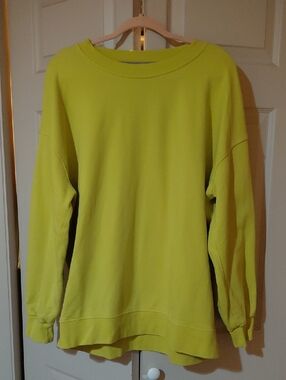 Lululemon Bright Chartreuse Long Sleeve Sweatshirt